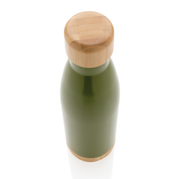 Vacuum stainless steel bottle with bamboo lid and bottom - Green