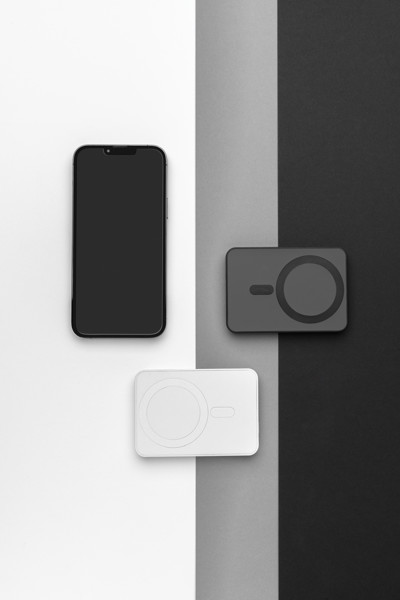 Powerbank magnétique 5000mAh en plastique RCS Magnetix - Noir