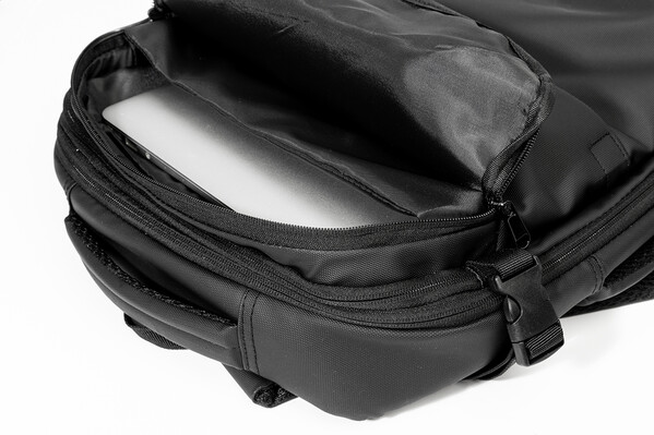 Vacuum Compression Backpack AeroBack