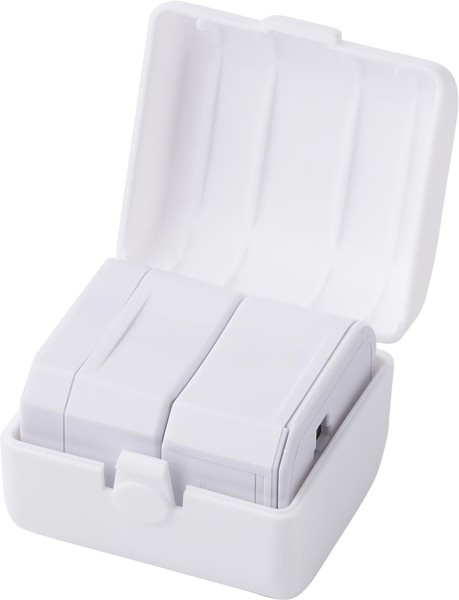 Adaptador de viagem ABS Coby - White