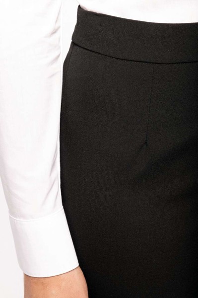 Pencil Skirt - Black / 40