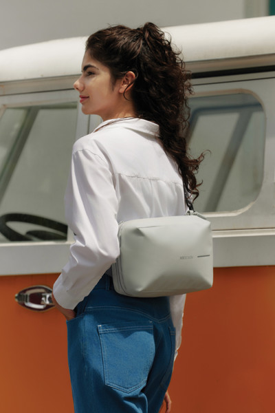 Voděodolný Urban Sling - Off White / Šedá