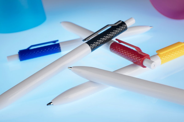 Ballpoint pen KARBI - white