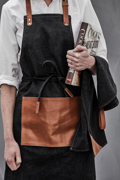 Vinga Asado apron, stonewashed canvas 500 gsm - Black