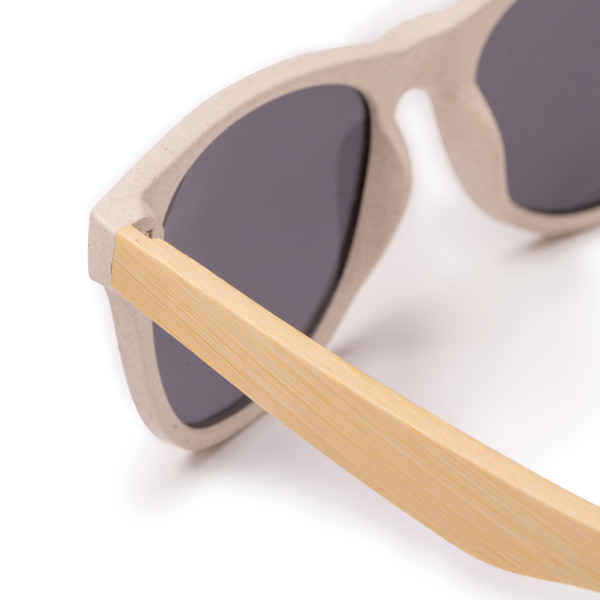 Personalised sunglasses made from wheat fibre and bamboo with UV400 protection