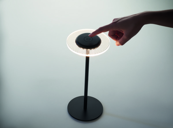 Rechargeable iron table lamp Lounge