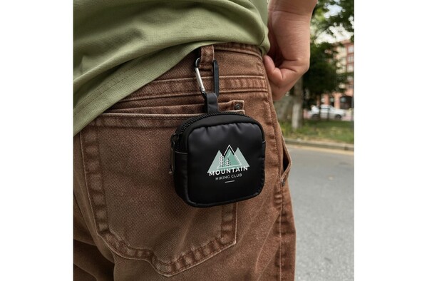 Pochette en nylon pour écouteurs 6,5 x 6 cm - Noir