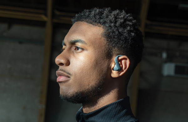 Urban Vitamin Pacifica RCS rplastic earbuds