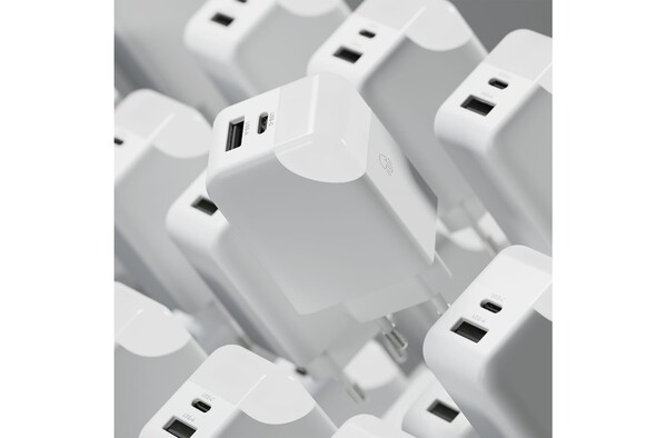 Xoopar Ice-G polnilec 65W GaN, USB-A, Type-C - Bela