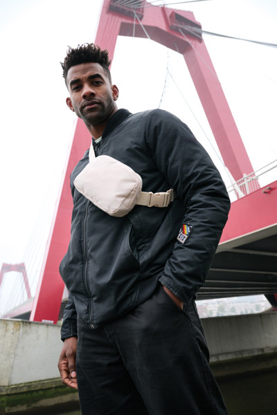 Taška cez rameno Aero z RPET AWARE™ - Béžová