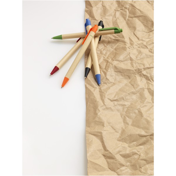 Stylo bille en carton recyclé et plastique de maïs Berk (encre noire) - Bleu