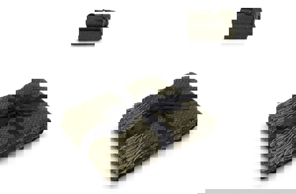 Sagaform Ulli dot 100% New Zeeland Wool blanket