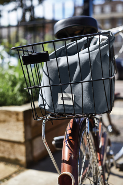 Black+Blum 6.7L insulated Lunch/Cooler Bag - Grey