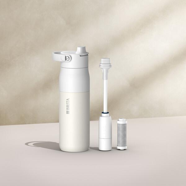 Láhev BRITA LARQ iQ Track s čištěním a filtrací vody, 680 ml - Bílá