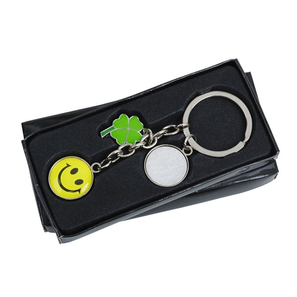 Luck metal keyring
