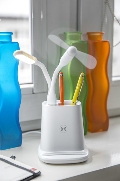 Toolbox with inductive charger BERGO