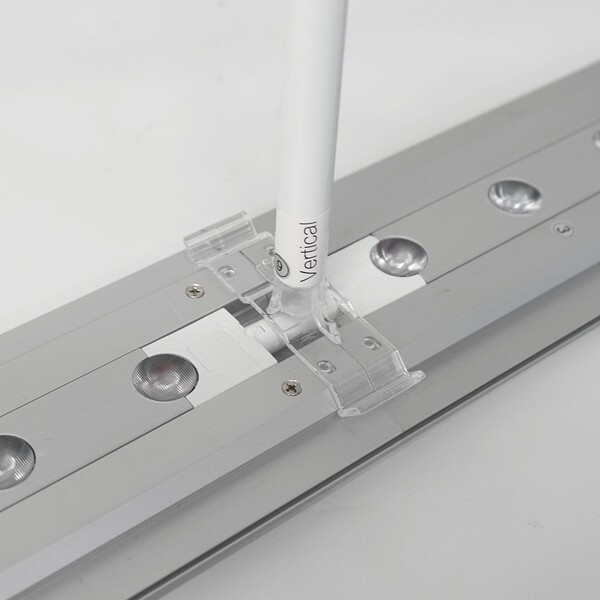 Painel LED dupla face 3000 × 2500, impressão incluída