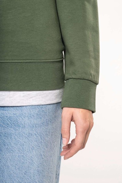 Crew Neck Sweatshirt - White / L