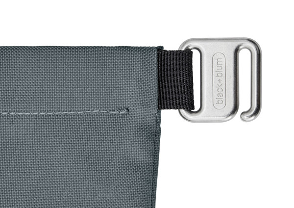 Black+Blum 6.7L insulated Lunch/Cooler Bag - Grey