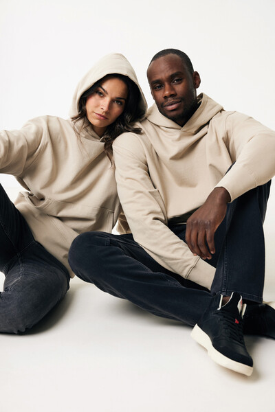 Mikina s kapucí Iqoniq Yoho relaxed fit z recykl. bavlny - Desert / L