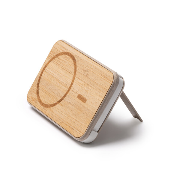 Custom bamboo and wheat fiber power bank 5000 mAh with magnetic wireless charging
