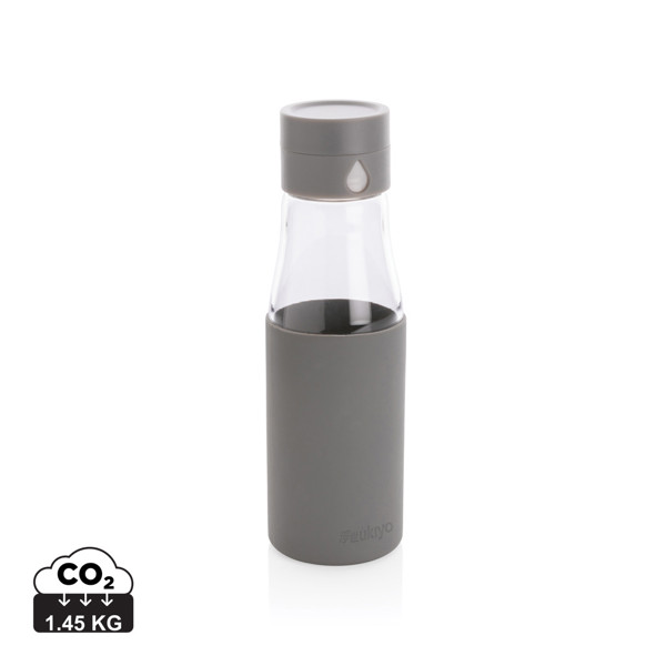 Ukiyo glass hydration tracking bottle with sleeve - Grey