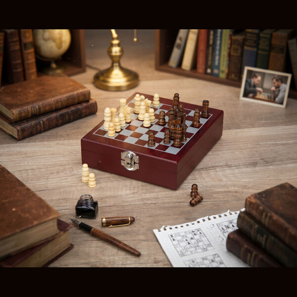 Chess Wine Set San Gimigano