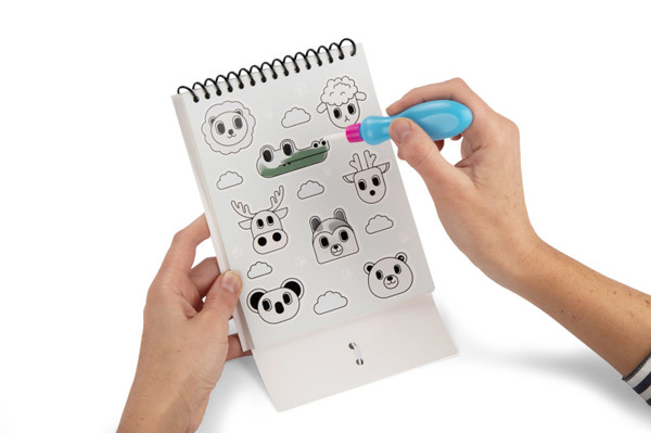 Water colouring book KIDDO