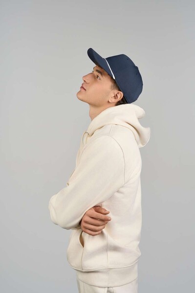 Paka - White / Black