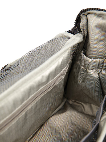 Vinga Baltimore toiletry bag, water-repellent PU - Greige