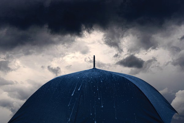 Parapluie tempête 30" en rPET 190T Impact AWARE™ - Bleu Marine