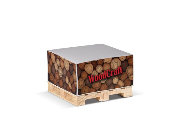 Cube pad 10x10x5cm on wooden pallet - White