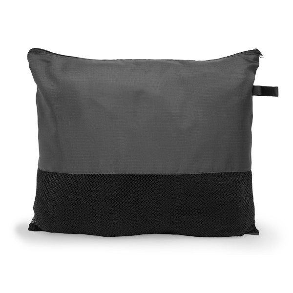 Manta De Forro Polar Con Funda Bering - Negro