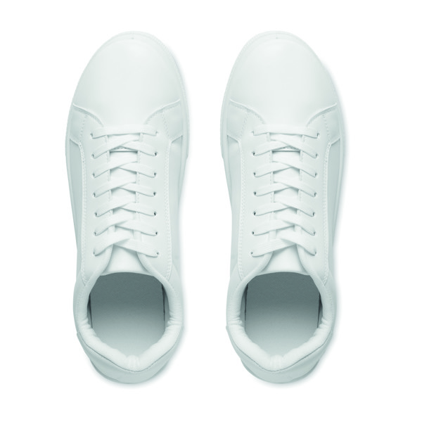 Baskets en PU taille 46 Blancos