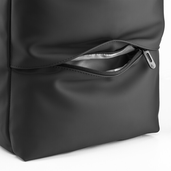 Backpack / Travel Suitcase With Laptop Holder (15) In Soft, Water-Resistant Pu - Black