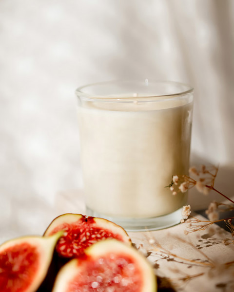 Soybean wax candle 170g - Plum & Patchouli - VERA YOUNG
