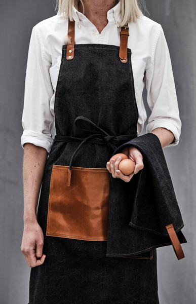 Vinga Asado apron, stonewashed canvas 500 gsm - Black