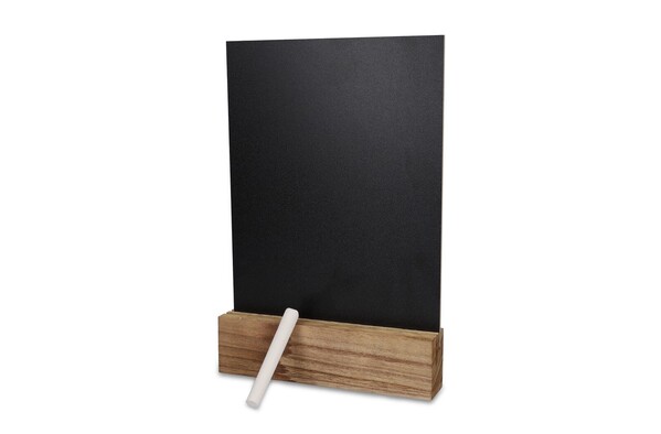 Tableau noir dans un support en bois