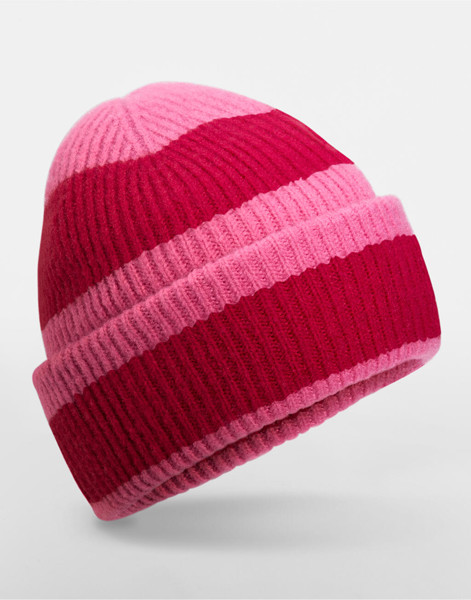 Colour Block Beanie - True Pink / Classic Red / ONE SIZE