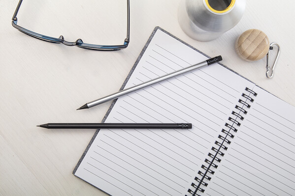 Pencil Neplum - Black