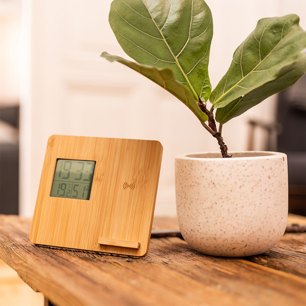 Hixon weather station with wireless charger - Beige