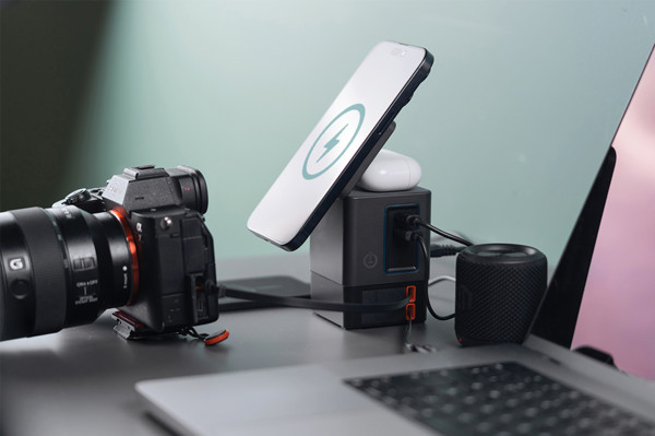 Chargeur 105W avec câbles Urban Vitamin Sacramento