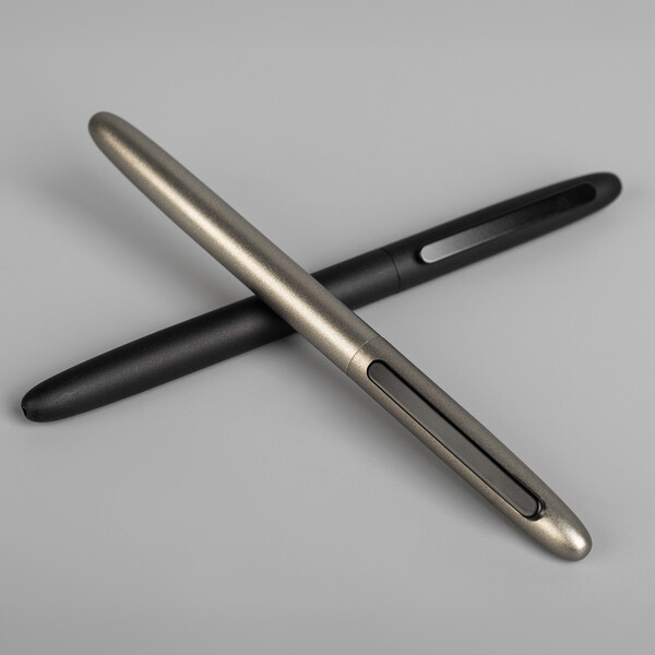 RETRO - BND183 - Stylo à bille en aluminium recyclé