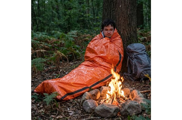 Sac de couchage thermique d'urgence pour la survie en plein air - Orange