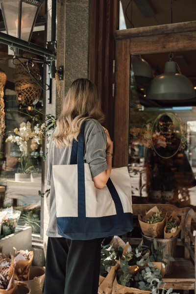 Sac cabas 350gsm en coton recyclé AWARE™ SHOP LOCAL - Bleu Marine