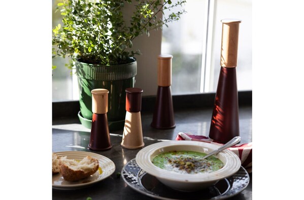 Sagaform Gurken Salt or Pepper Grinder Large, 32cm - Dark Red