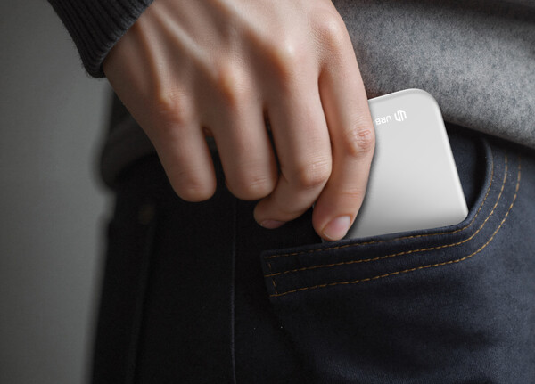 Urban Vitamin Concord RCS Ultra dunne 3000mAh powerbank - Zilver