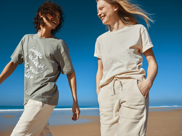 T-shirt coupe boxy en coton recyclé IQONIQ Teide - Heather Green / L