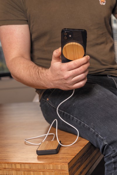 10W bamboo magnetic wireless charger