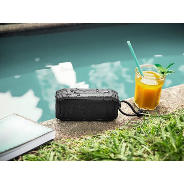 SHEERAN. Enceinte portable 10W avec IPX7 et autonomie de 9h en 100% rABS